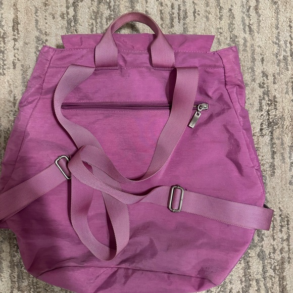 Baggallini Magneta Anti-Theft Backpack - Picture 7 of 7